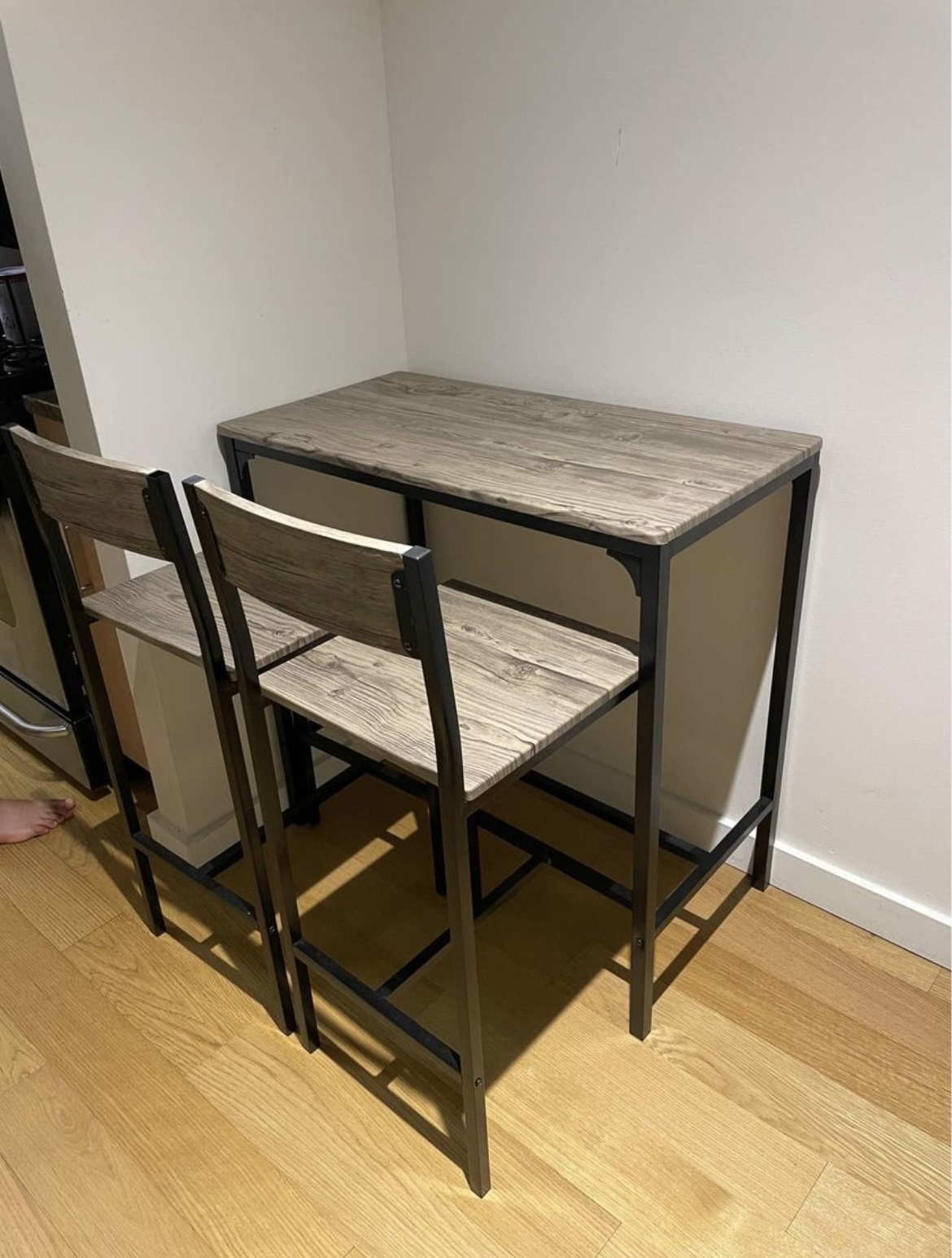 High Barstool Dining table for 2! - photo 3