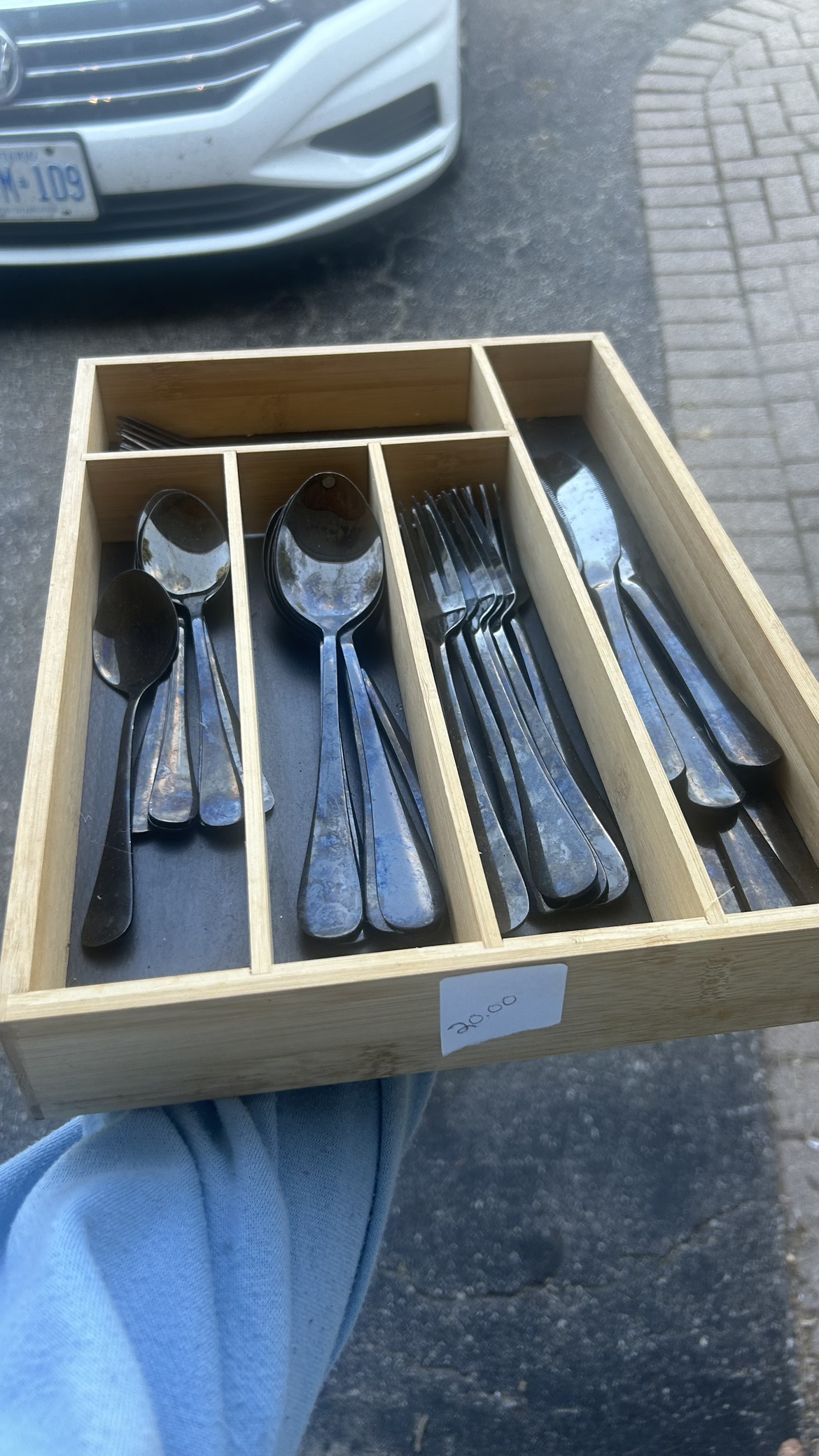 Full Cutlery Set with Organizer image indicator(2)