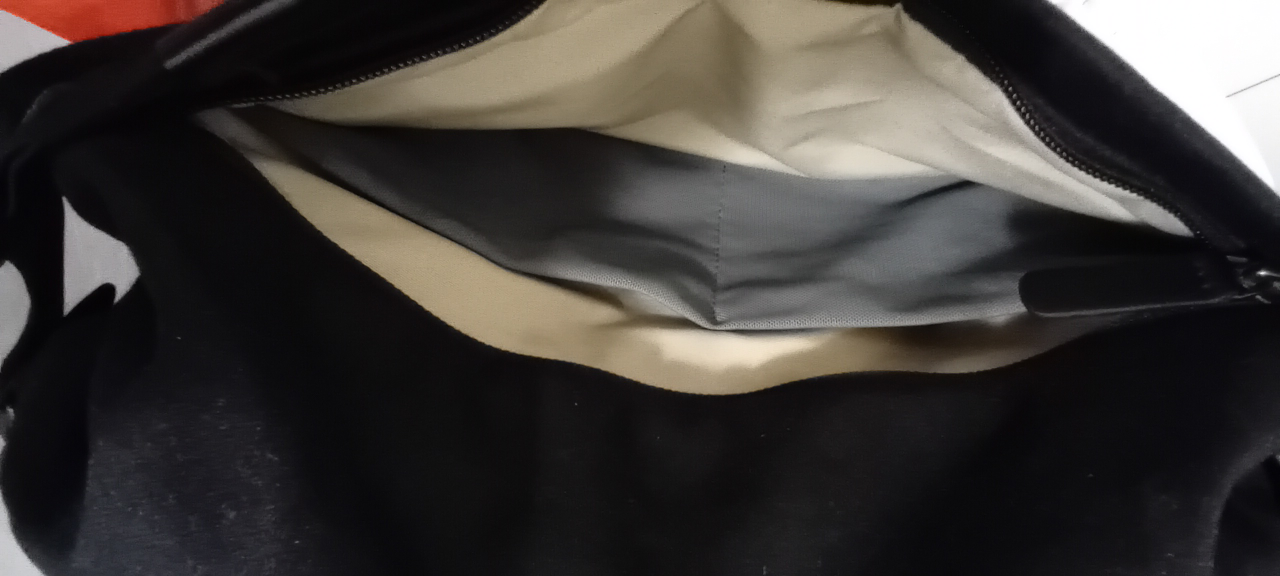 Bellroy Crossbody Bag image indicator(5)