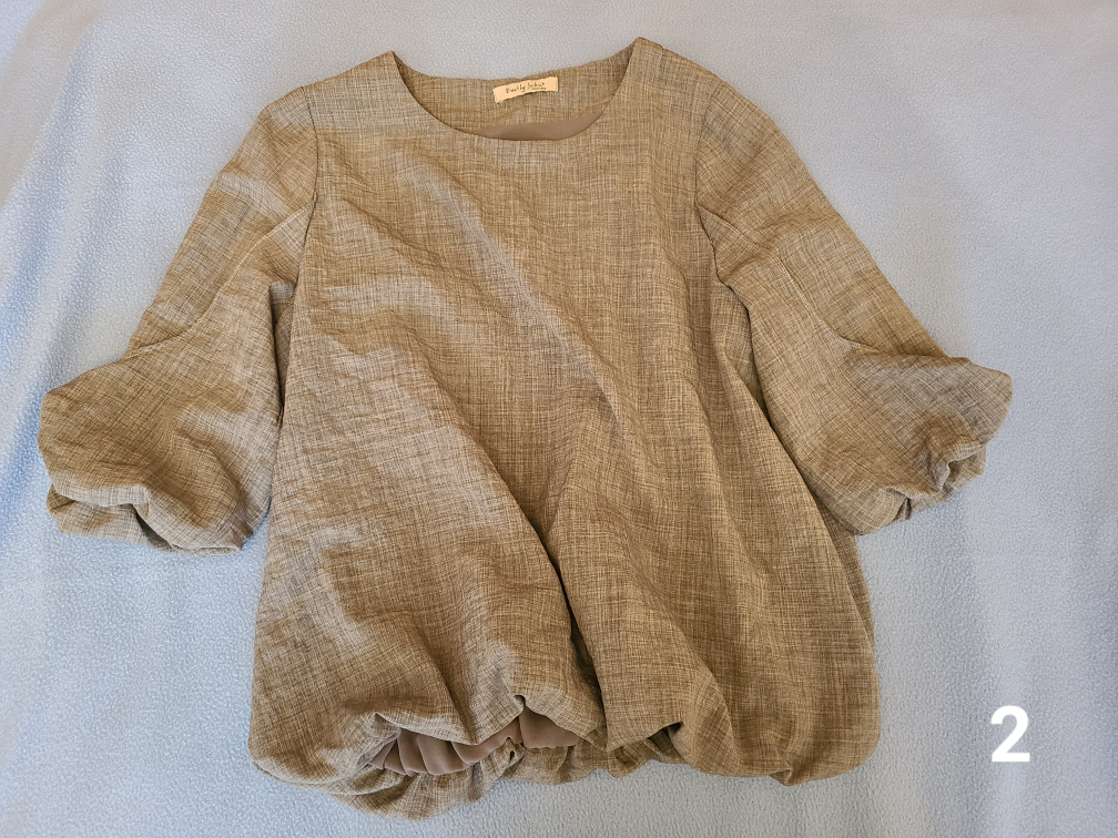 $5 CLOSET CLEANOUT WOMENS CLOTHES image indicator(2)