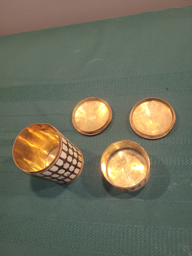 Pair of Vintage Brass Inlaid Vanity Boxes - photo 4