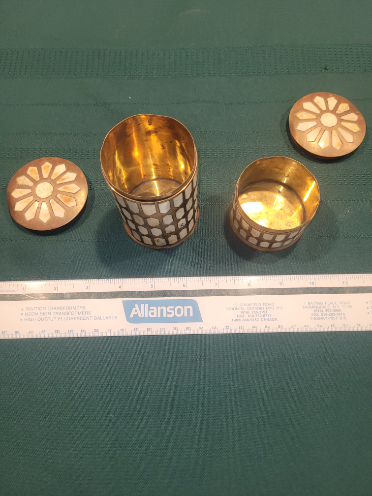 Pair of Vintage Brass Inlaid Vanity Boxes - photo 5
