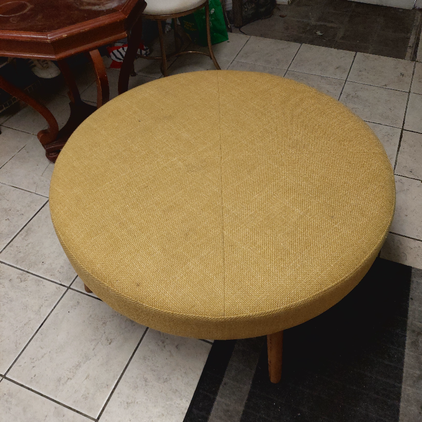 Round Ottoman thumbnail