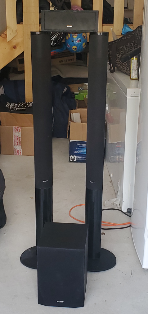 4 piece Sony speaker set
