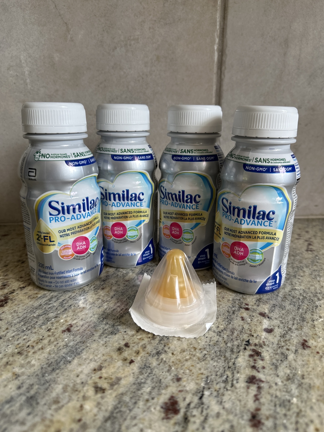 Similac Pro-Advance Infant Formula (4 x 235ml)