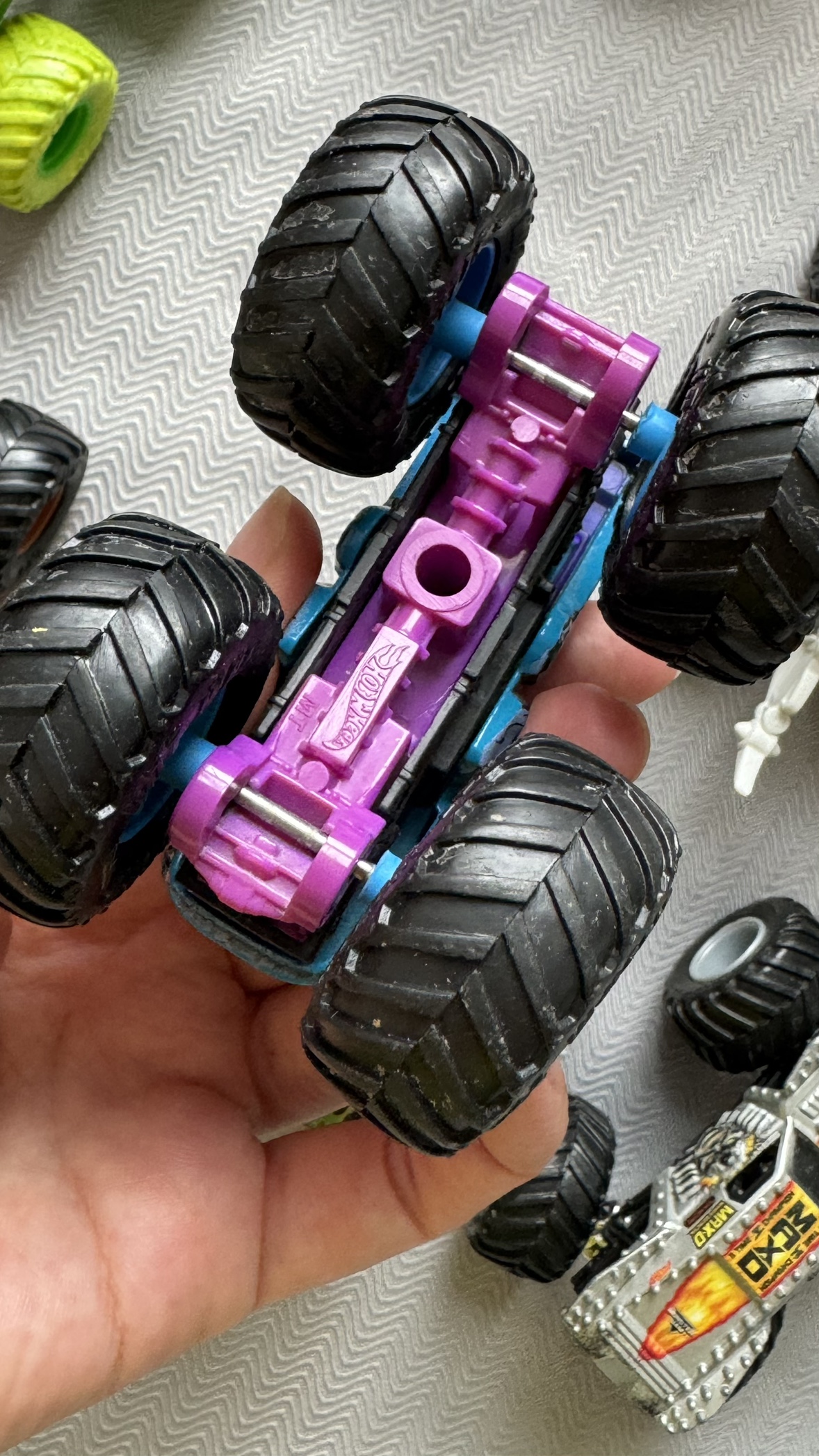 Lot of 12Hot Wheels Monster Jam Trucks image indicator(5)