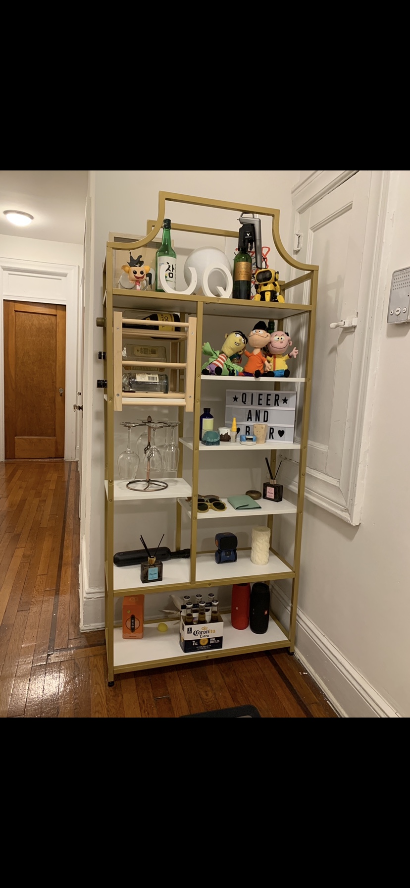 Hallway Shelf (book&deco)