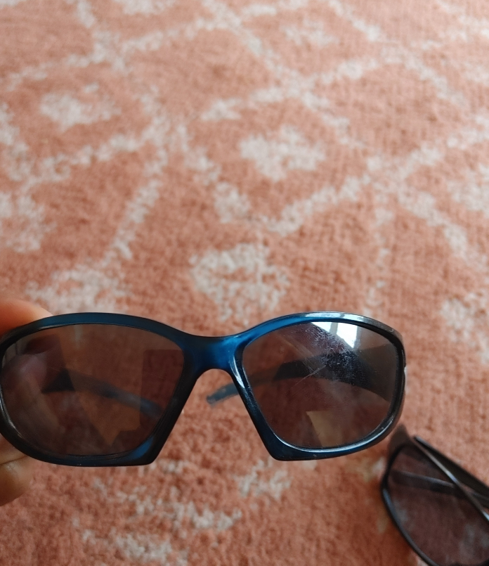 Flame Sunglasses for kids thumbnail