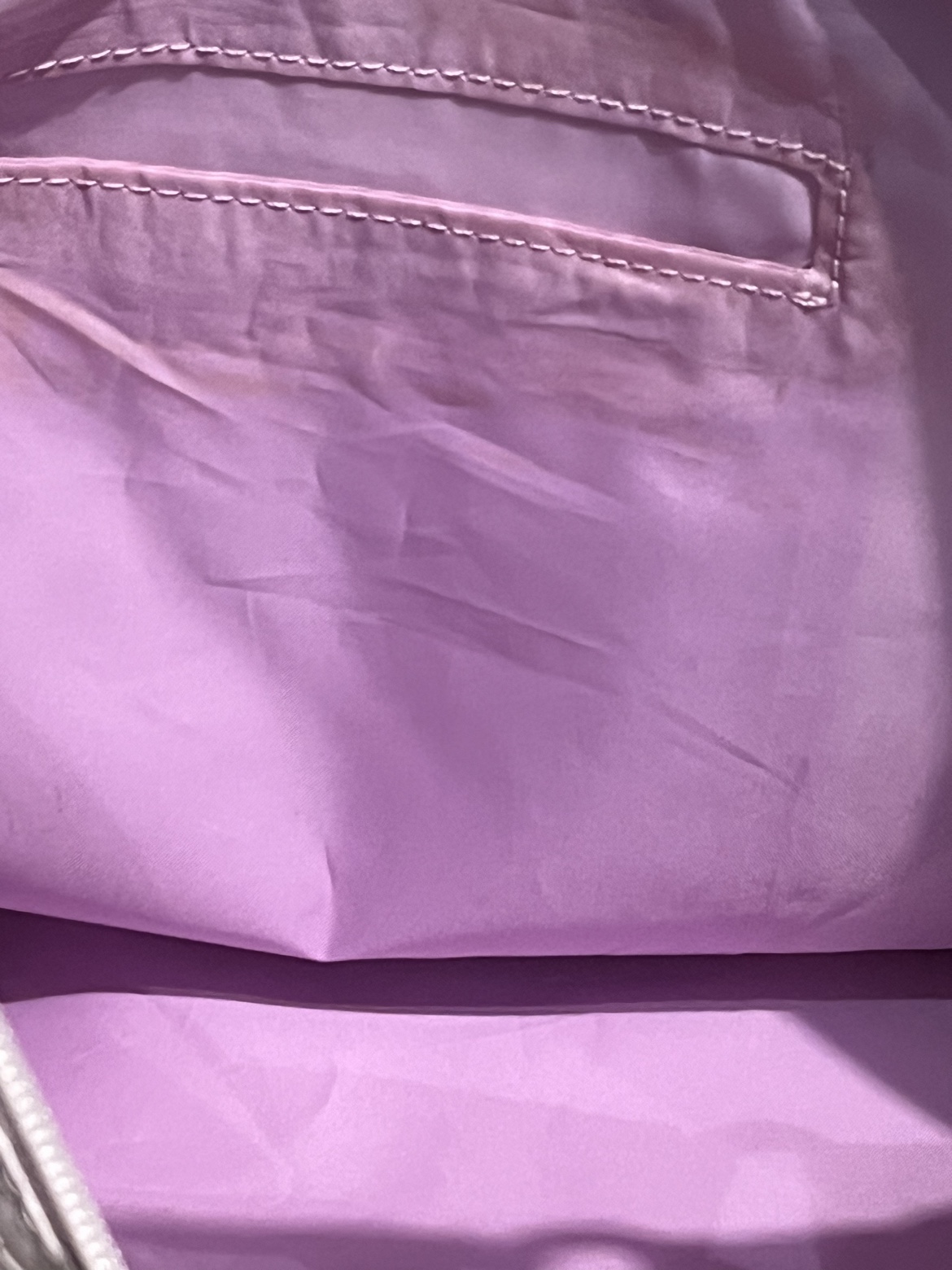 LeSportsac Bag image indicator(4)