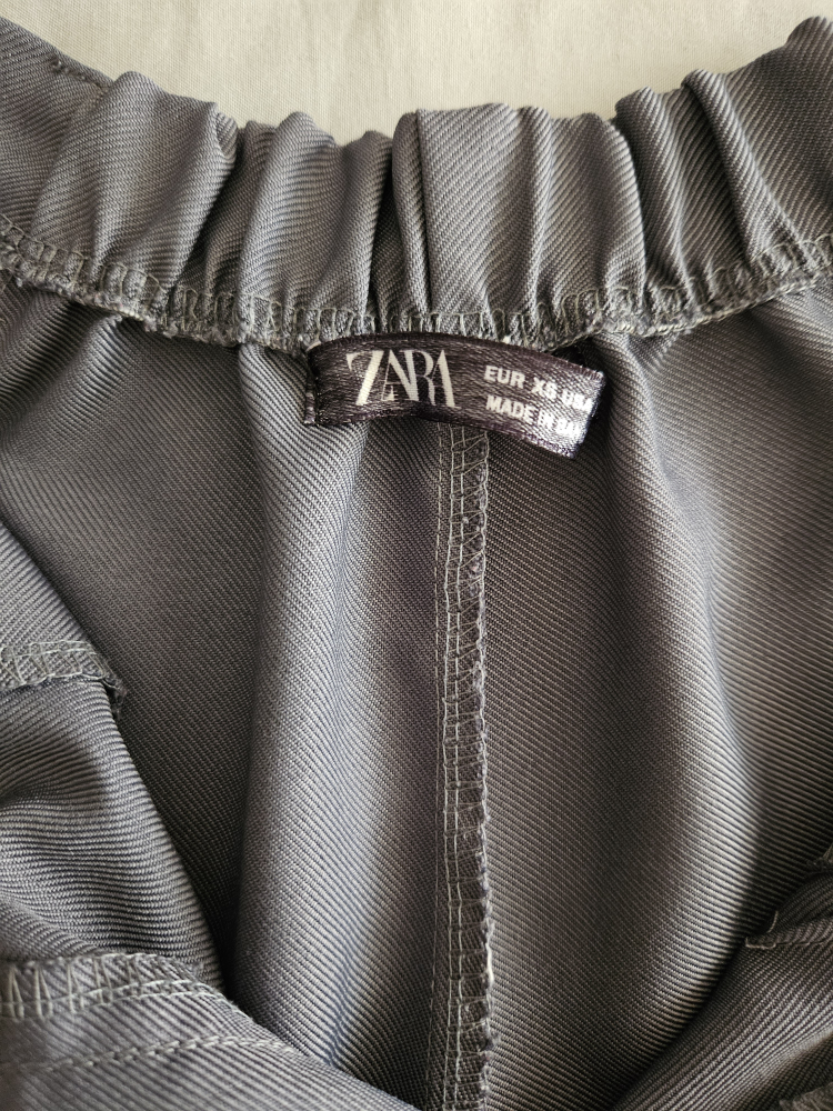 Zara Grey Shorts image indicator(3)