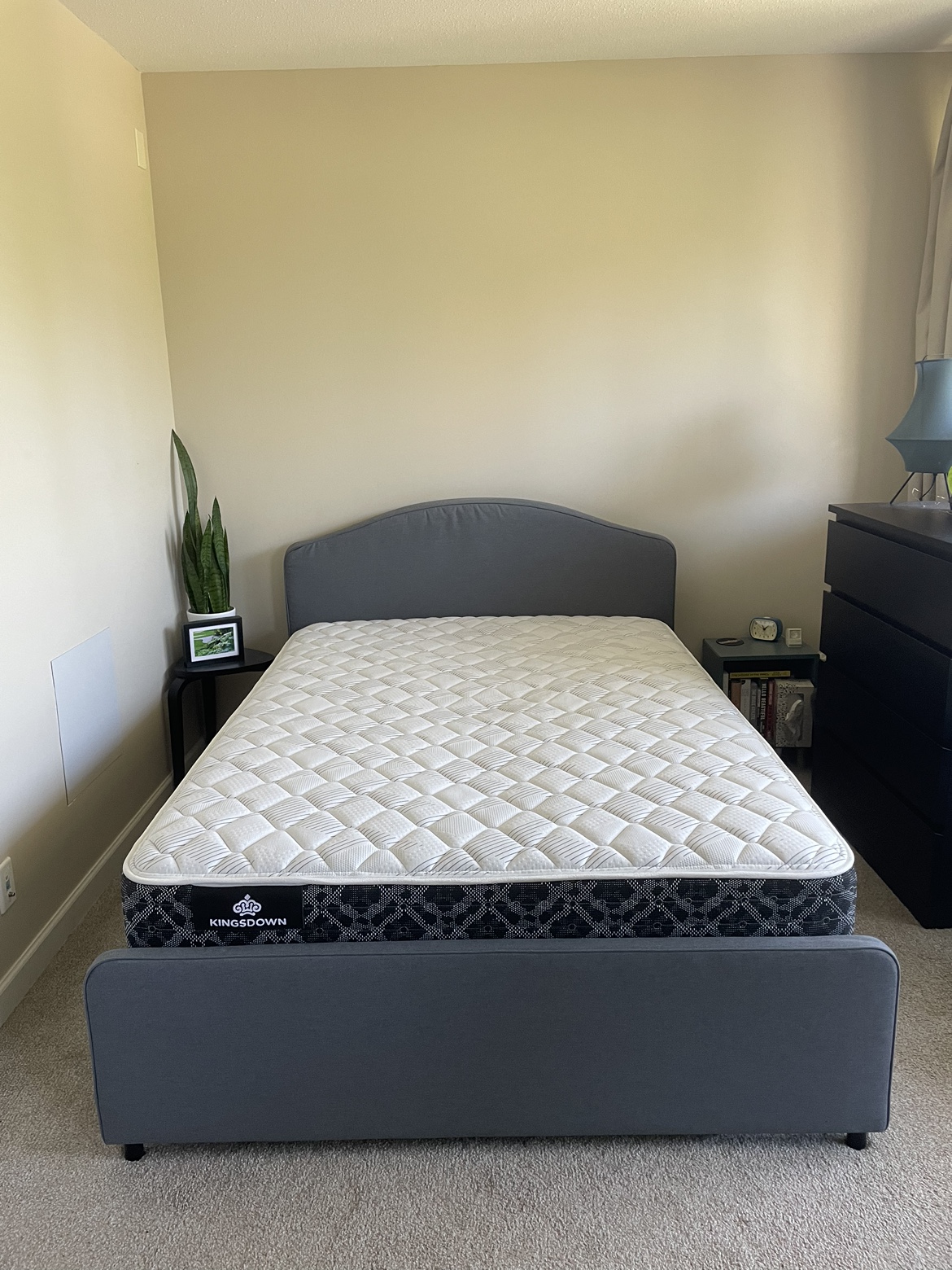 IKEA Hauga bed frame and mattress - photo 2