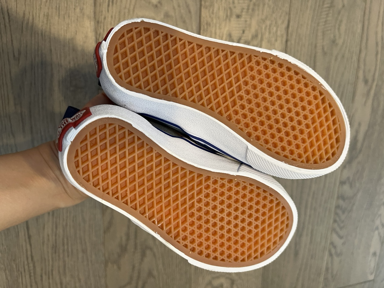 Brand New Vans Checkerboard Slip-on Sneakers image indicator(3)
