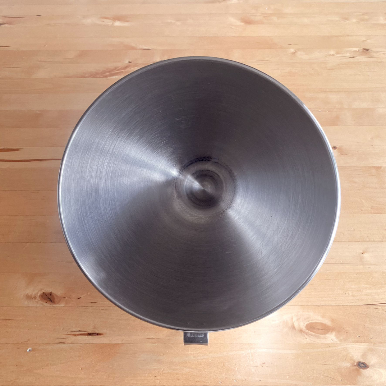 KitchenAid Mixer 4.5-Quart Stainless Steel Bowl image indicator(2)