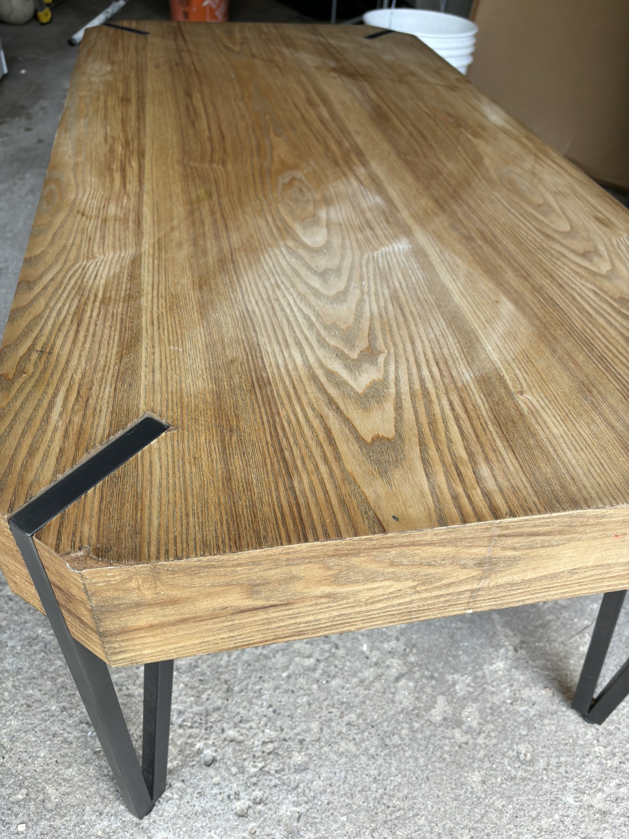 Structube coffee table