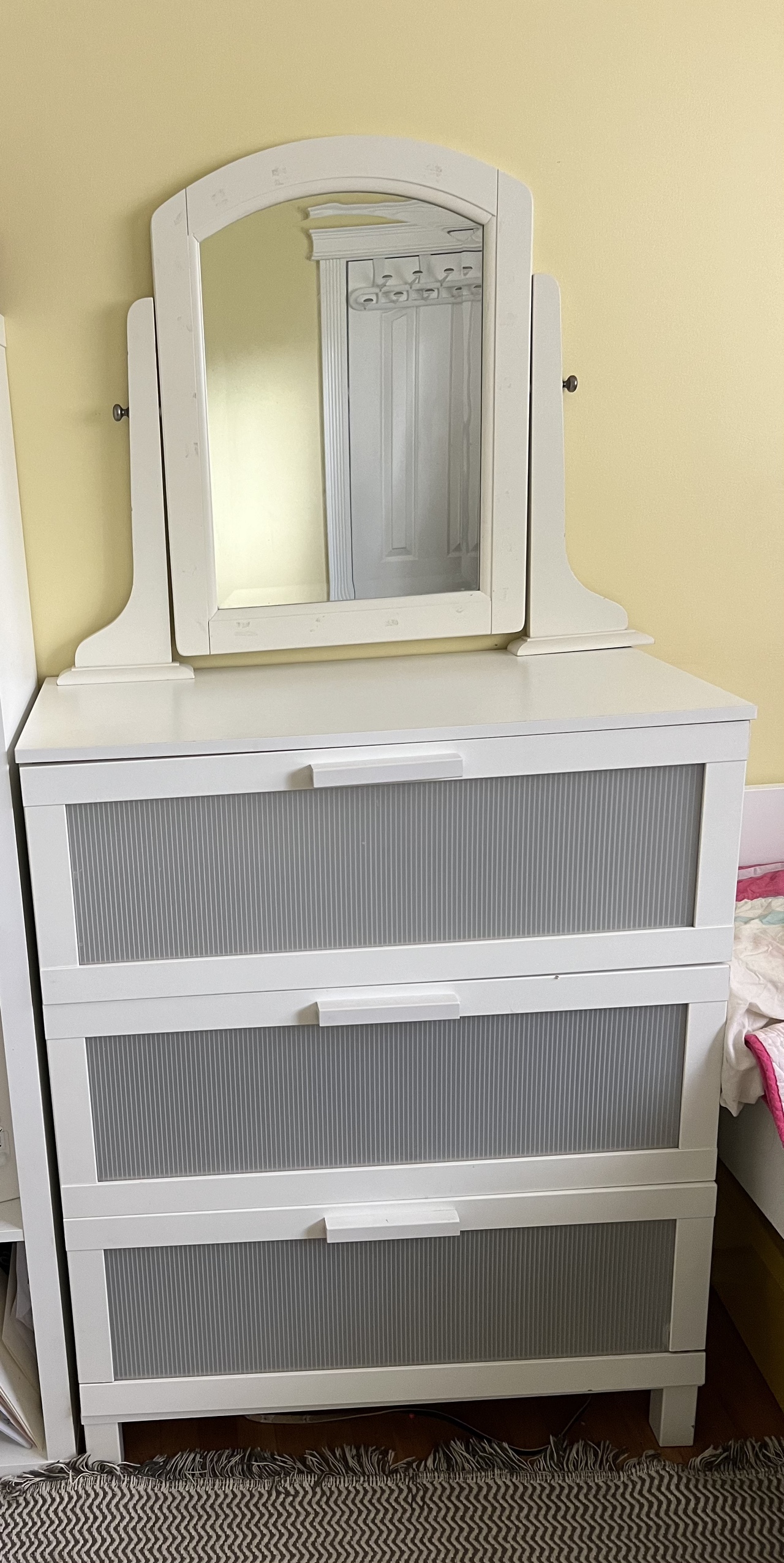 White Dresser with Mirror