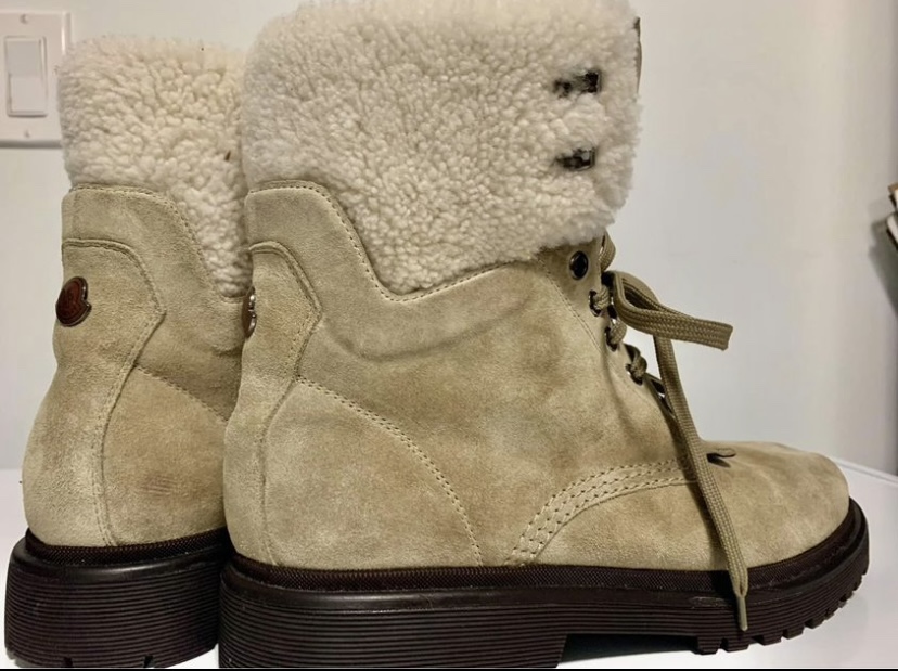 Moncler Suede Boots Size 40 image indicator(5)