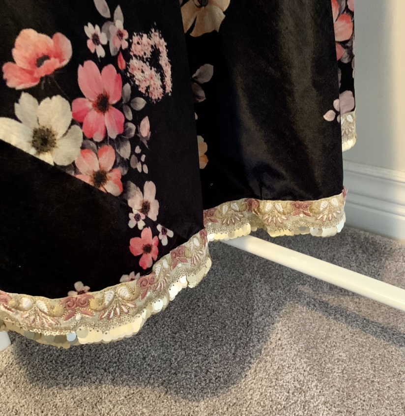 Indian Floral Velvet Lengha - photo 4