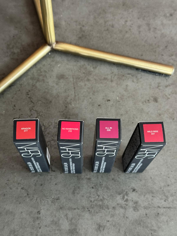 NARS Lipsticks image indicator(2)