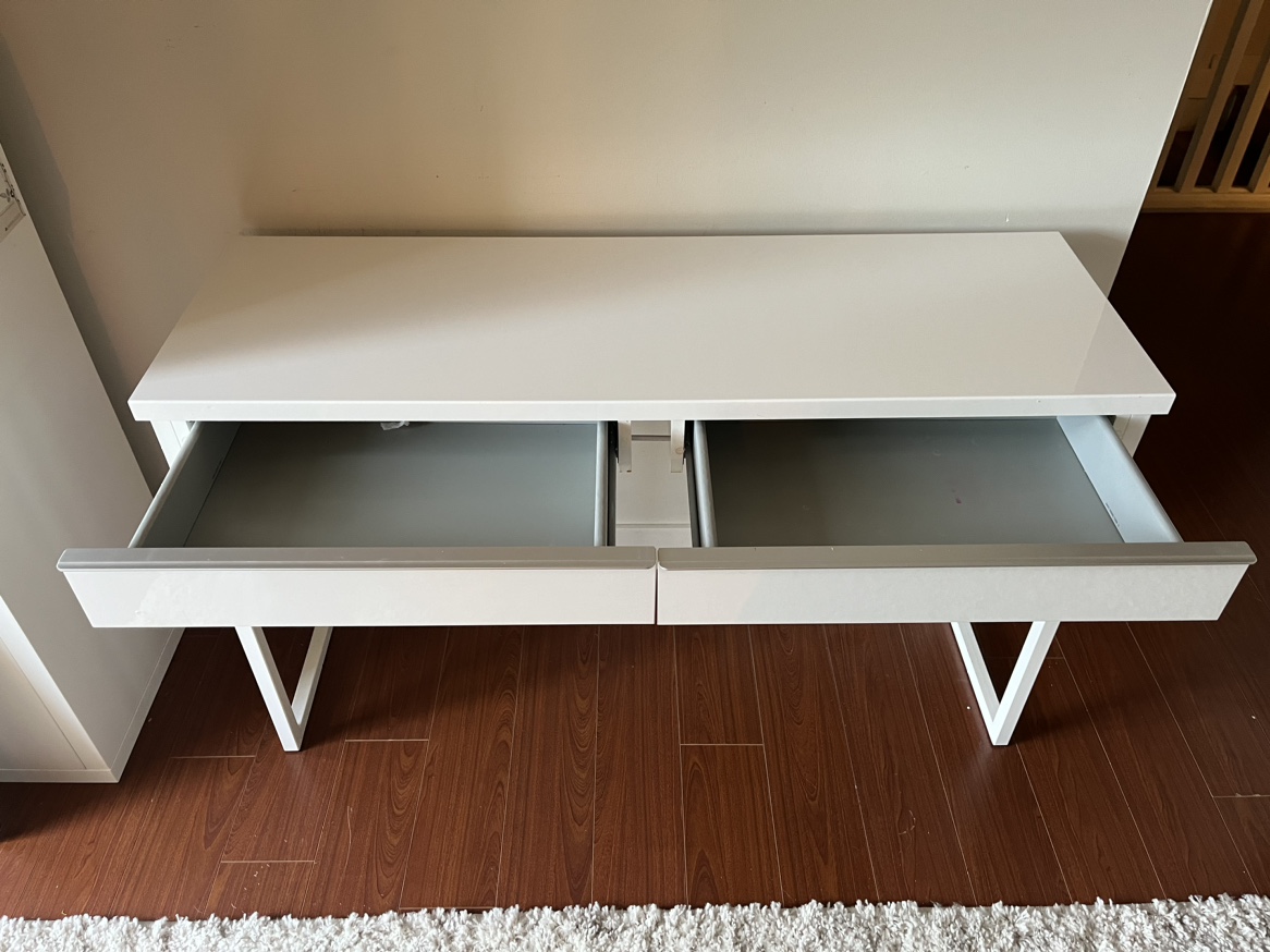 Ikea Desk - BESTÅ BURS High Gloss White - photo 2