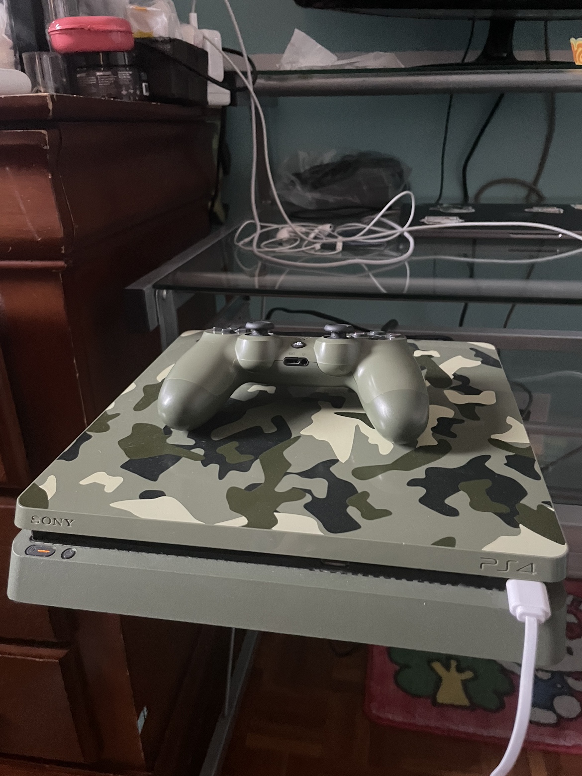 PS4 SLIM LIMITED EDITION Call of Duty WWII - photo 5