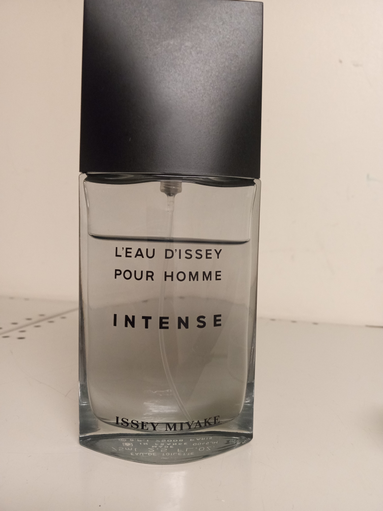 L'Eau d'Issey Pour Homme Intense