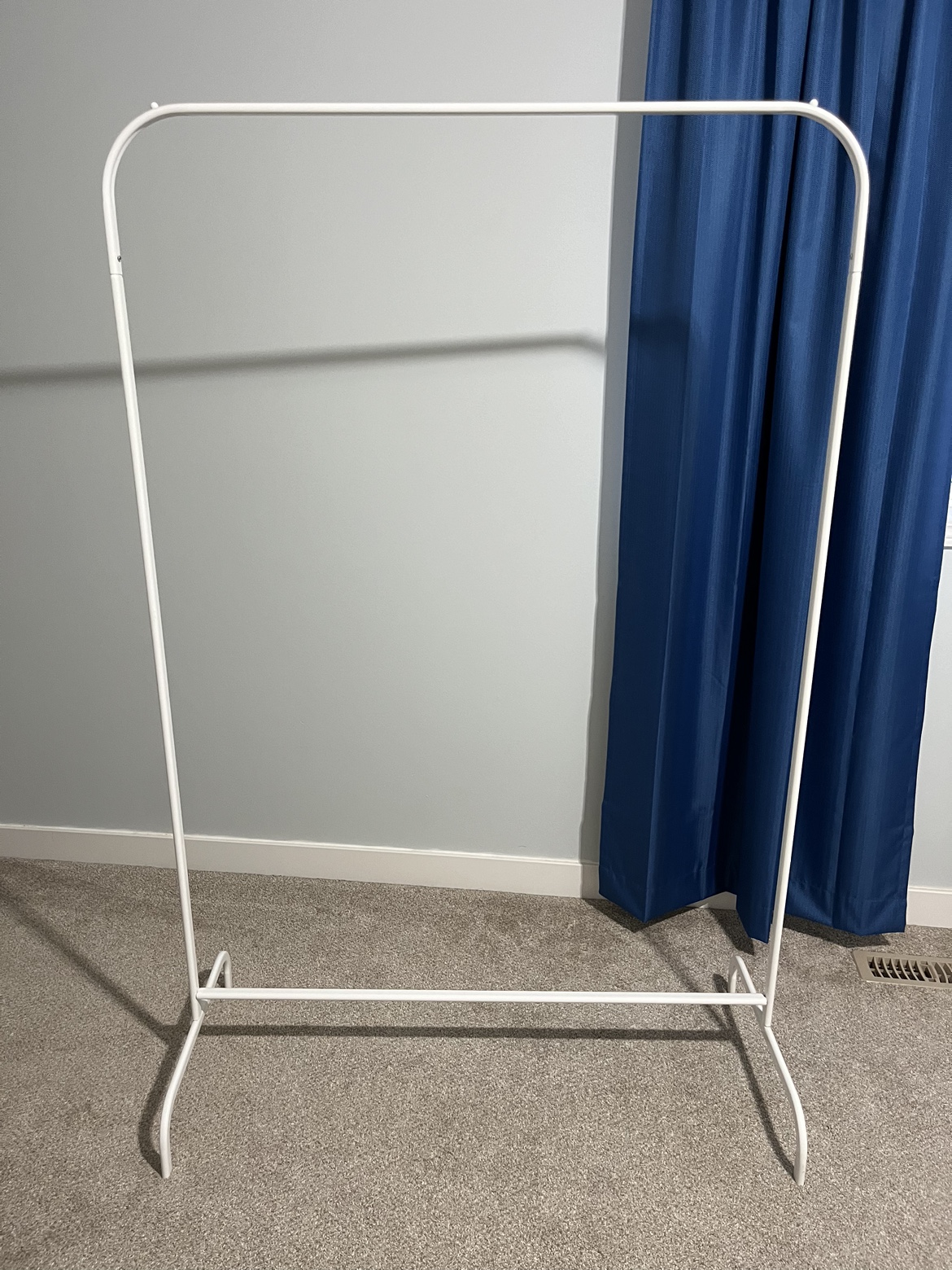 Clothes rack