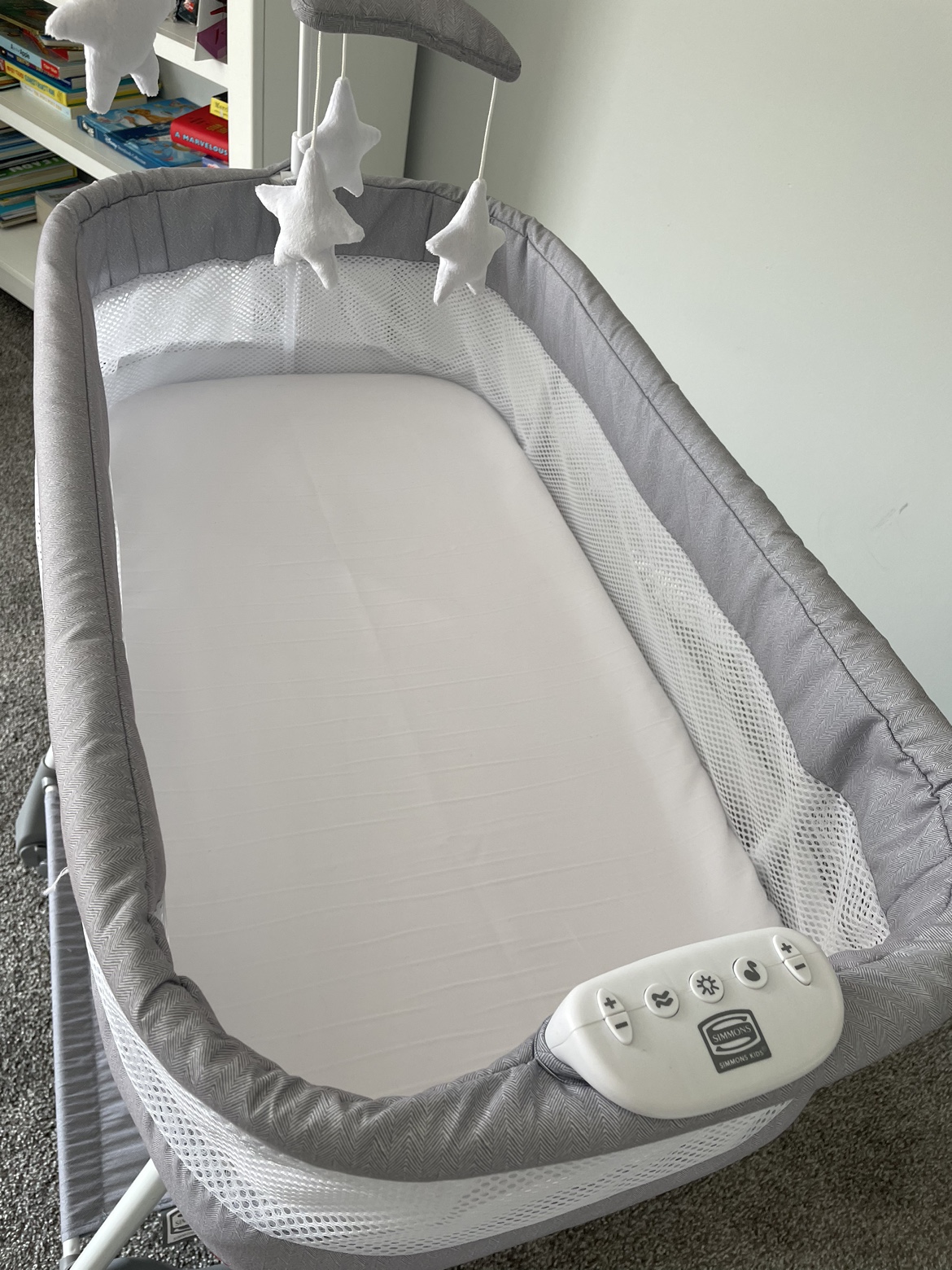 Simmons Kids Bassinet - photo 4