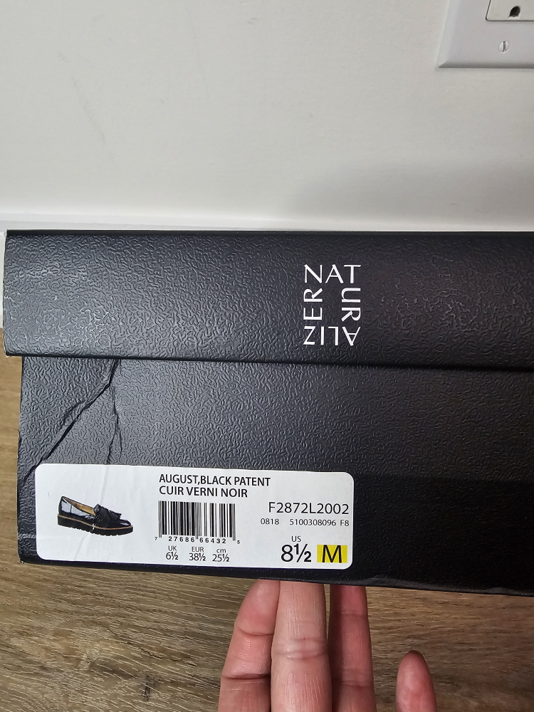 Naturalizer Patent Leather Loafers Women's 8.5 image indicator(2)