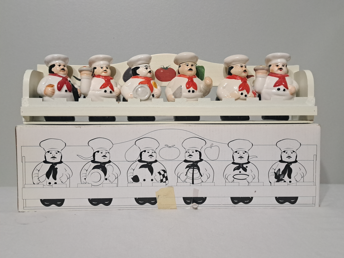 vtg chef shaker spice rack set w/box - photo 2