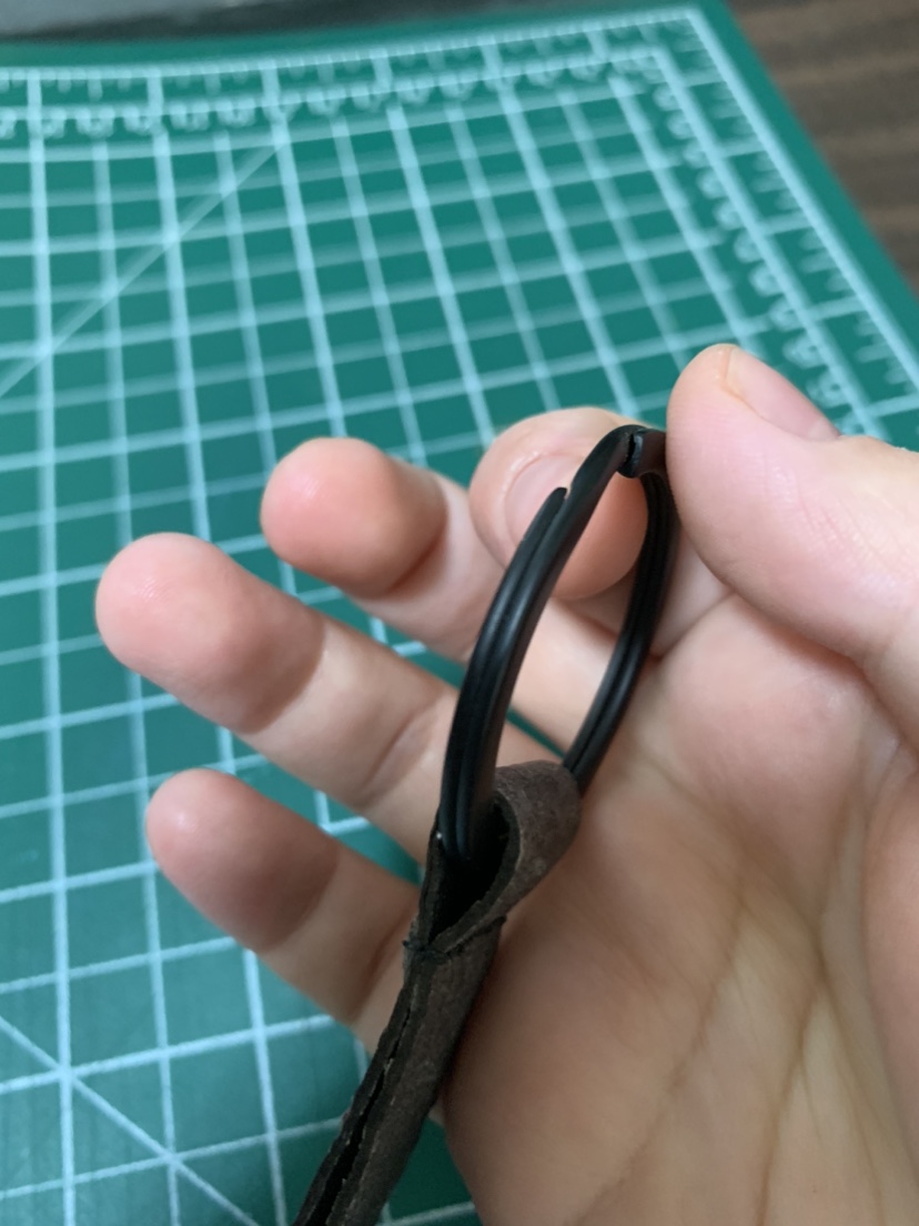 Aiyaya Vegan Leather Keychain image indicator(4)