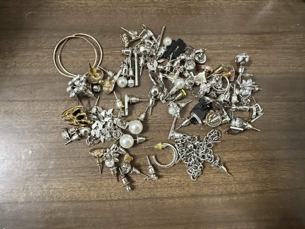 Earrings Lot thumbnail