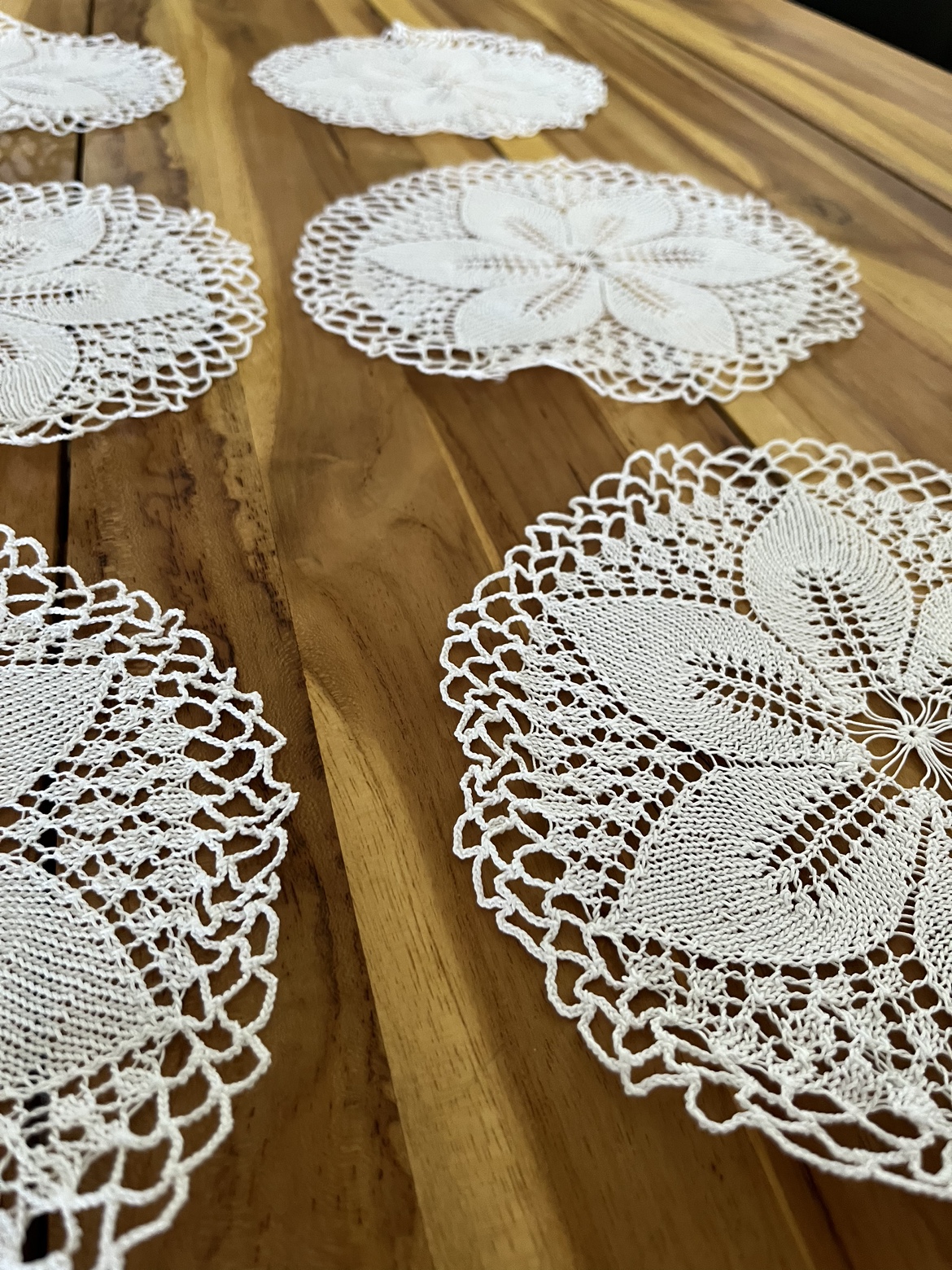 Set of 9 Crochet Doilies image indicator(5)