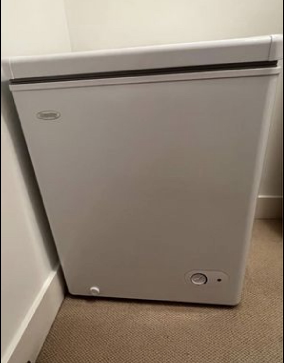 Danby 3.8 cu. ft. Chest Freezer - photo 2