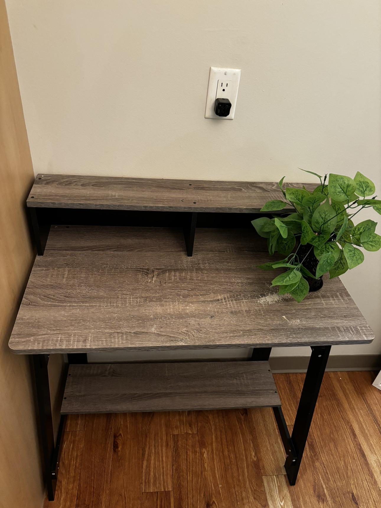 Desk with Shelf - photo 5