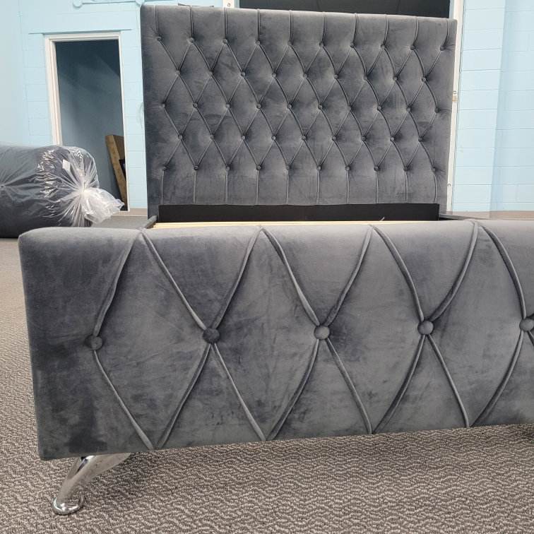 Queen Size Upholstered Bed Frame - photo 2