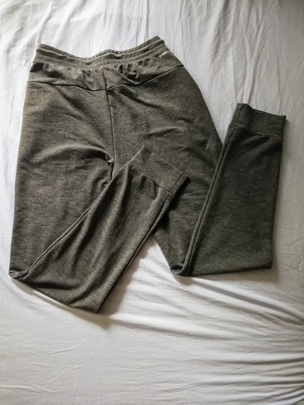 unisex grey sweatpants size S-M image indicator(3)