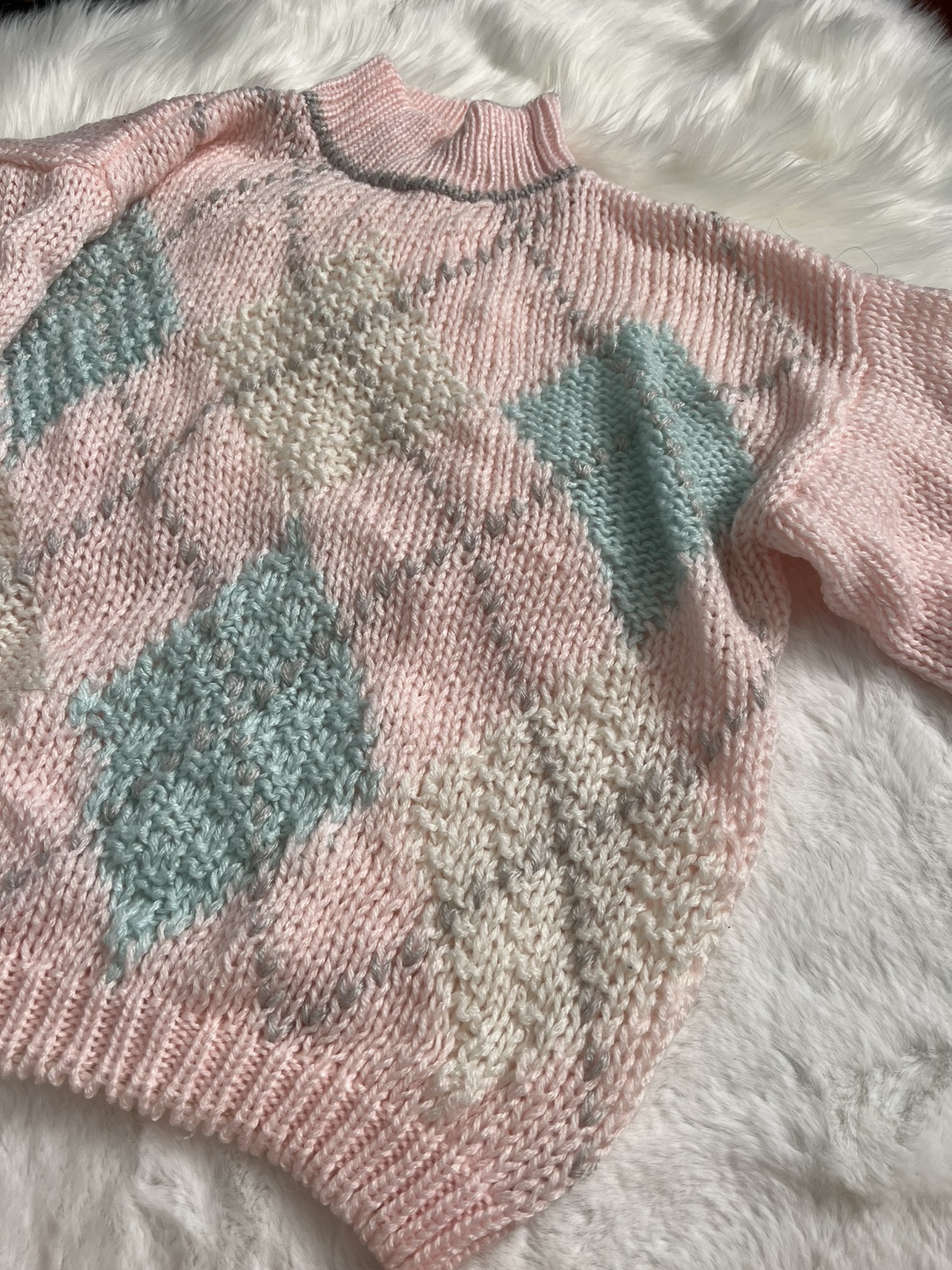 Pink Argyle Sweater image indicator(5)