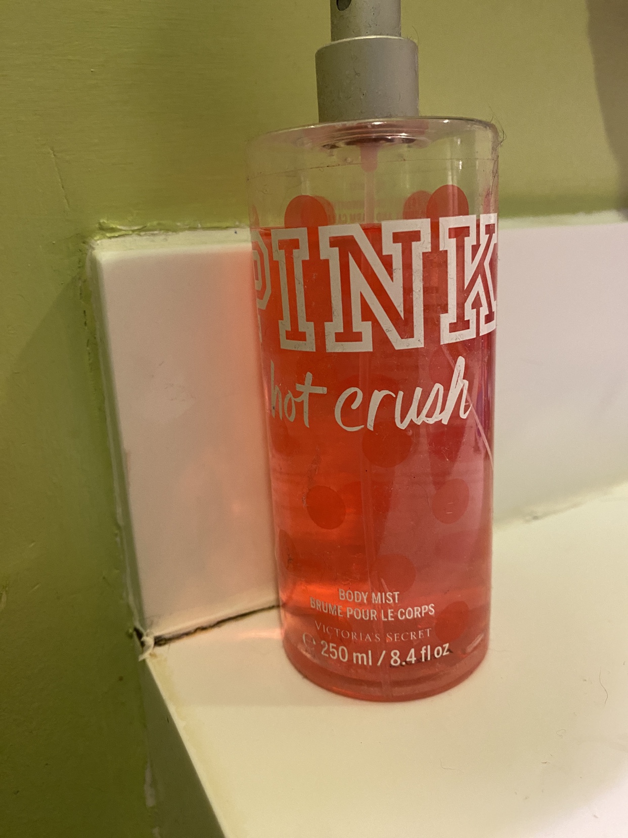 PINK Hot Crush Body Mist thumbnail