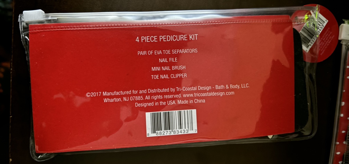 Pedicure and lip gloss - photo 3