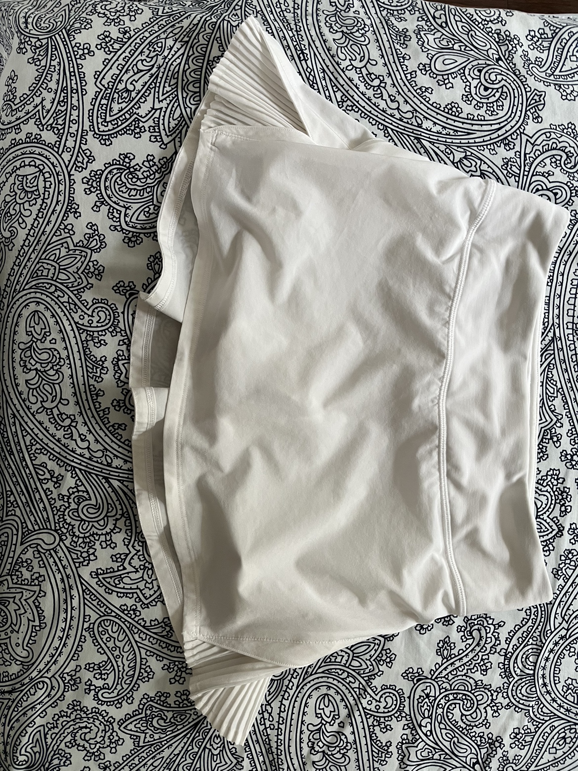 Lululemon run skirt image indicator(2)