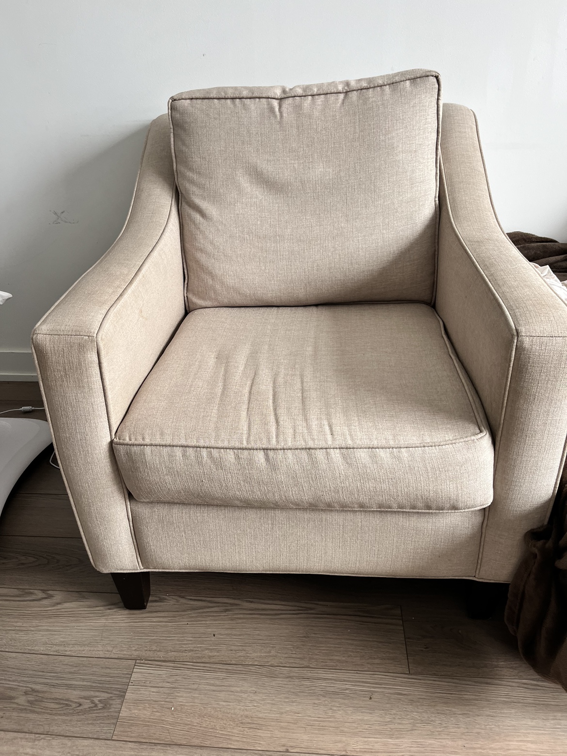 Moving out sale chair