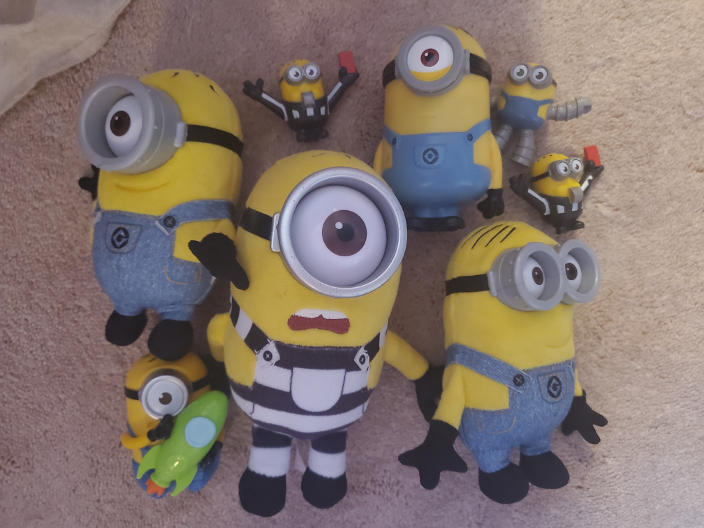 Minions Plush Toys thumbnail