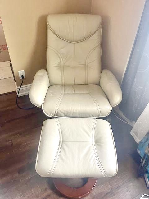Leather Lazy Boy Recliner with footstool - photo 2
