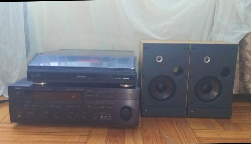 Amazing Yamaha Receiver, RadioShack Record Player & JBL Speakers