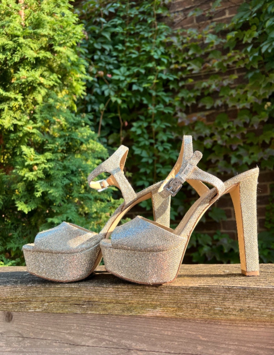 Sandals thumbnail