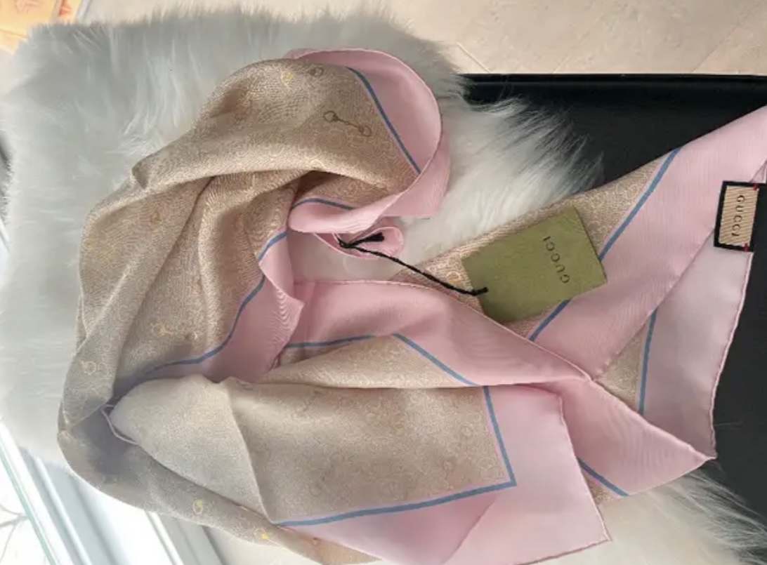 Gucci silk
