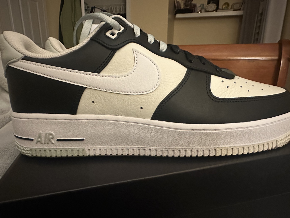 Air Force 1’ 07 LV8 # cleanout - photo 2
