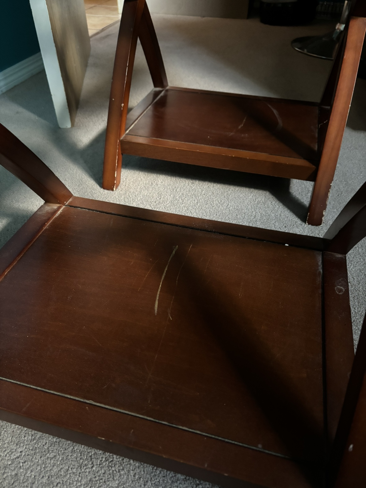 Pair of End Tables - photo 4