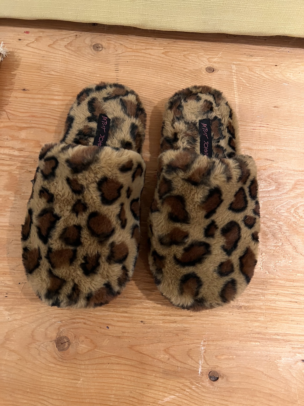 Leopard Print Slippers thumbnail