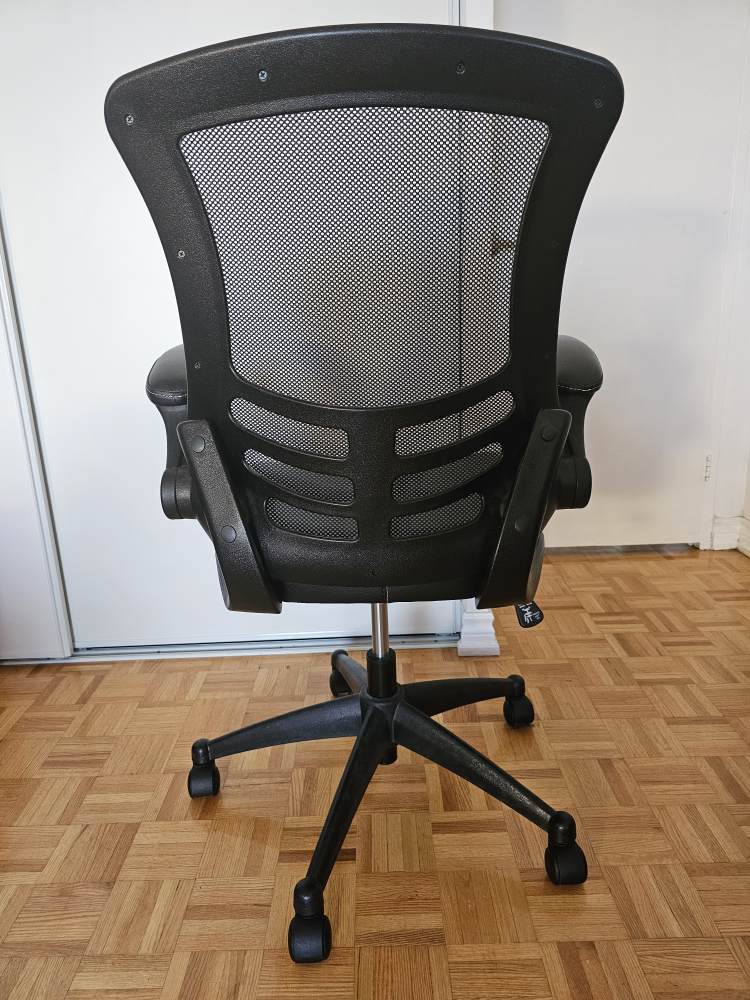 Black Mesh Office Chair with leather seat image indicator(3)